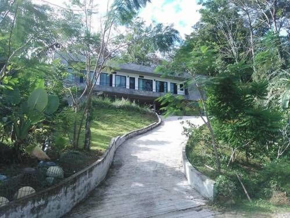 Phuchada Residence Nai Yang Beach Buitenkant foto