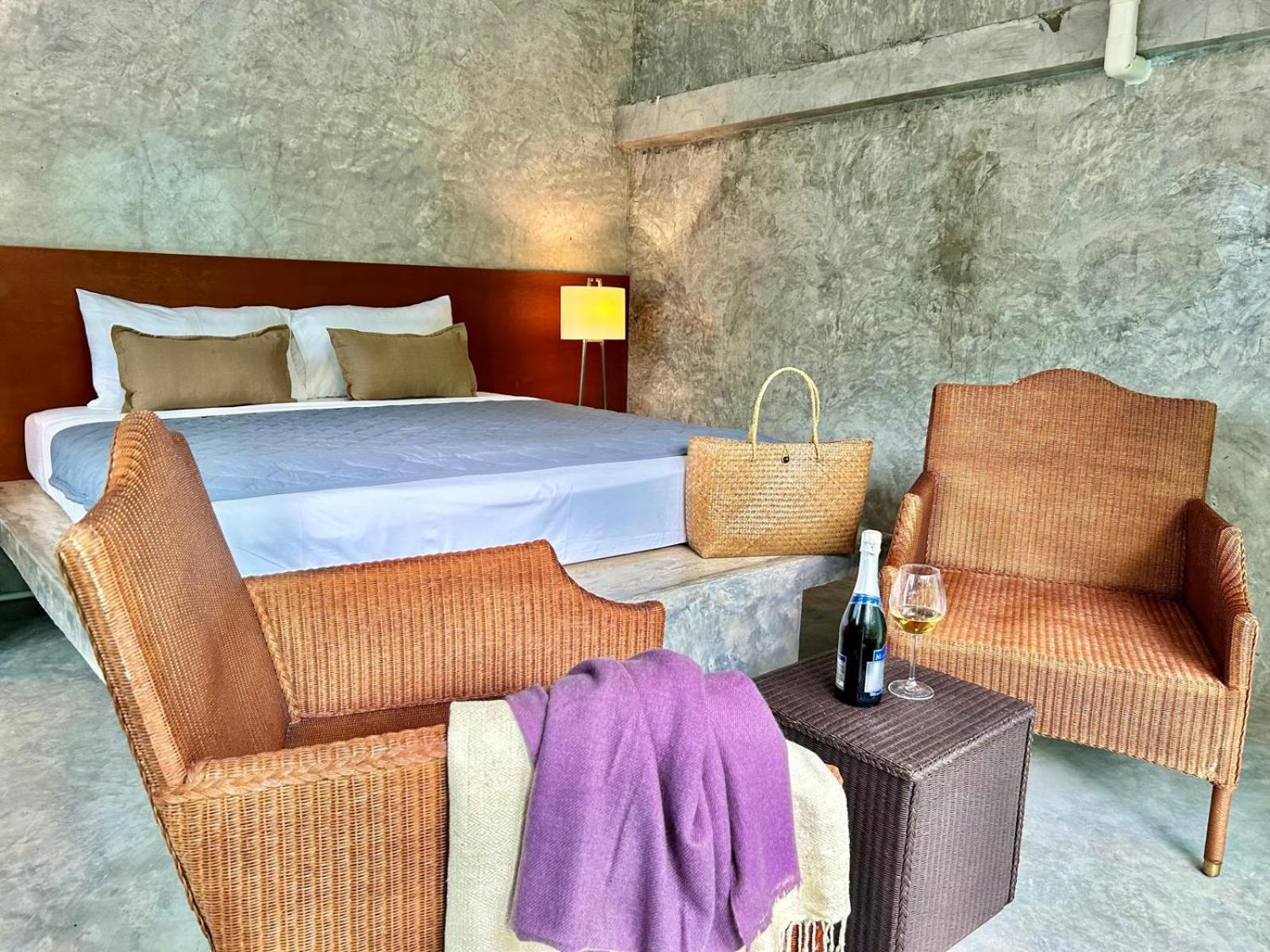 Phuchada Residence Nai Yang Beach Buitenkant foto